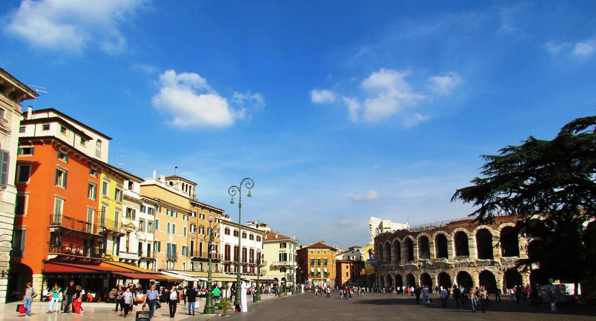 Al Pozzo Dell'Amore Apartment Verona Exterior photo